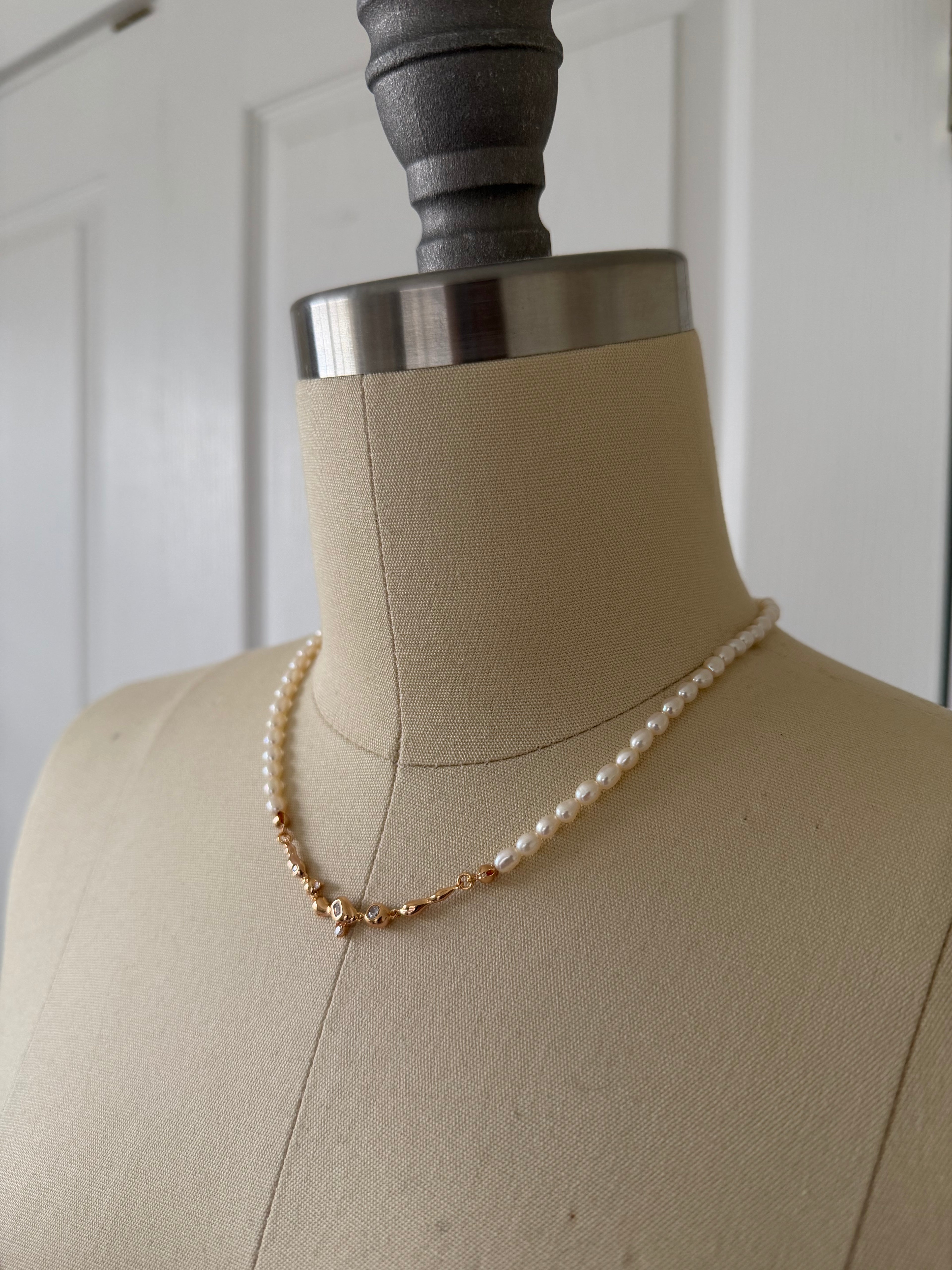 Starlight Vine Pearl Necklace – 18K Gold Plated S925 Sterling Silver