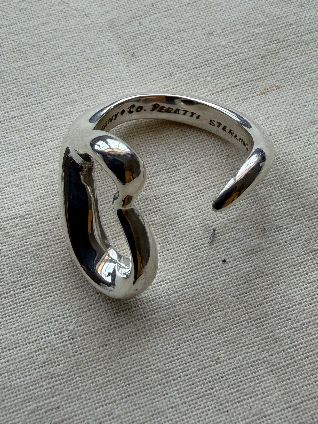 Tiffany & Co. Elsa Peretti Open Heart Ring – Sterling Silver Vintage Ring