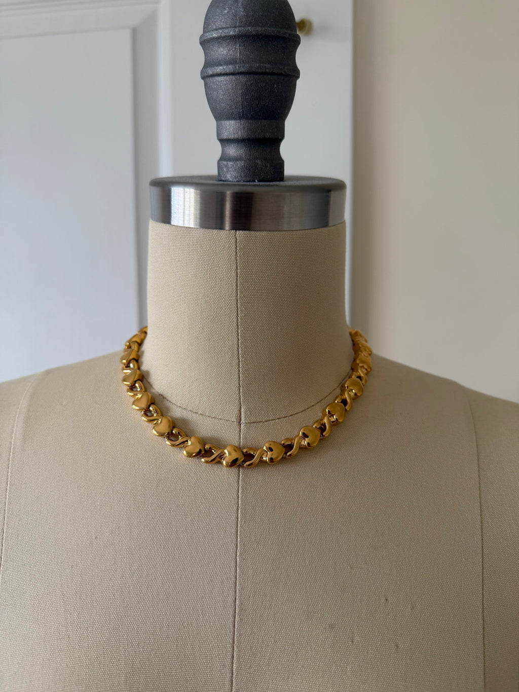 D’ORLAN Vintage Heart Choker – 22K Gold Plated Vintage New (Old Stock)